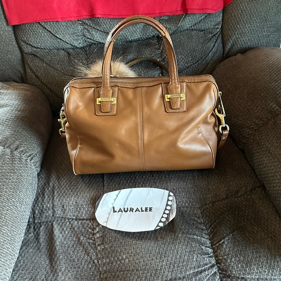 SOLD Coach Taylor Barrel Satchel - Picture 4 of 13